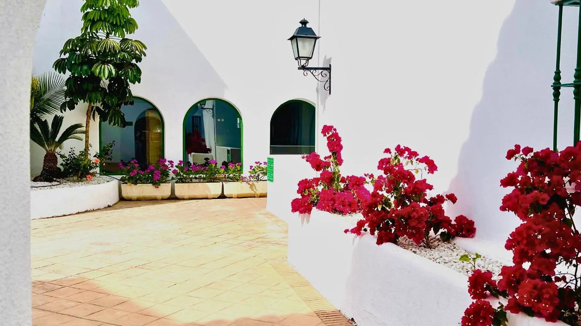 Hotel Apartamentos Manilva Sun 3*,  Spain